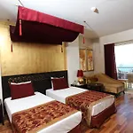 Horus Paradise Complex 5*