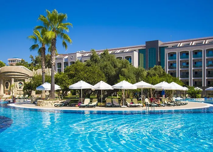 Semesteranläggning (resort) Horus Paradise Side