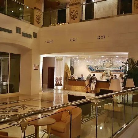 Horus Paradise 5* Side