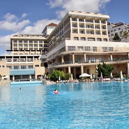 Rezort Horus Paradise 5*