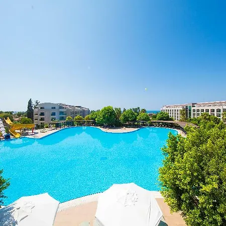 Ośrodek wypoczynkowy Horus Paradise 5*