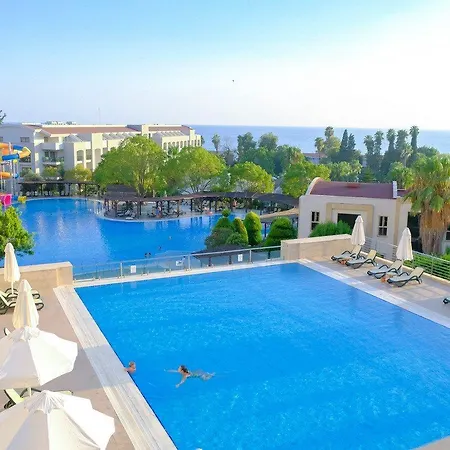 Horus Paradise Rezort Side