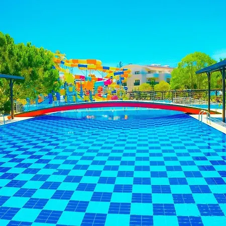 منتجع حورس بارادايس الفاخر سيدي
