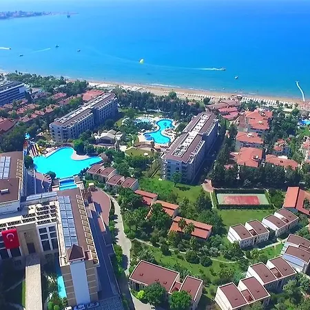 منتجع منتجع حورس بارادايس الفاخر 5*