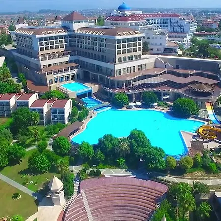 منتجع حورس بارادايس الفاخر منتجع 5*