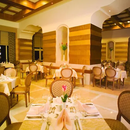 Horus Paradise Resort Side