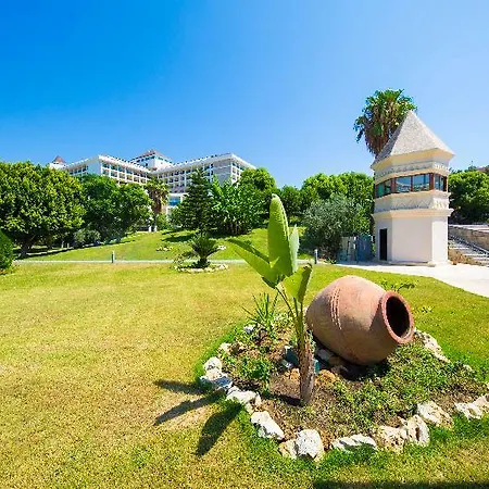 Horus Paradise 5* Side